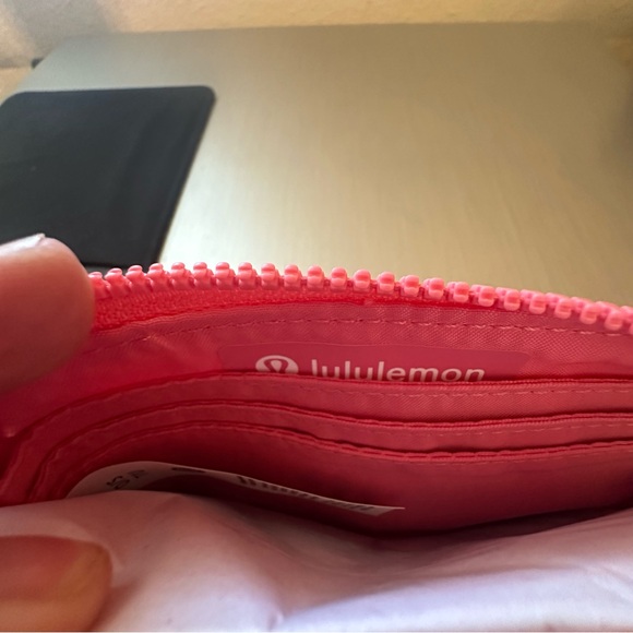 NWT Lululemon Clippable Card Pouch Sakura Pink and Washed Mauve - Sold Out Color - Picture 5 of 5